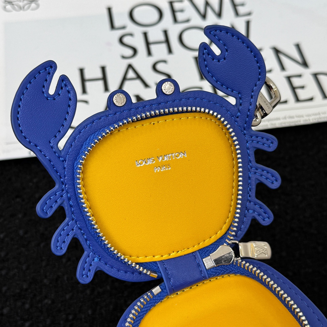 LV Blue Crab Bag Charm M01930